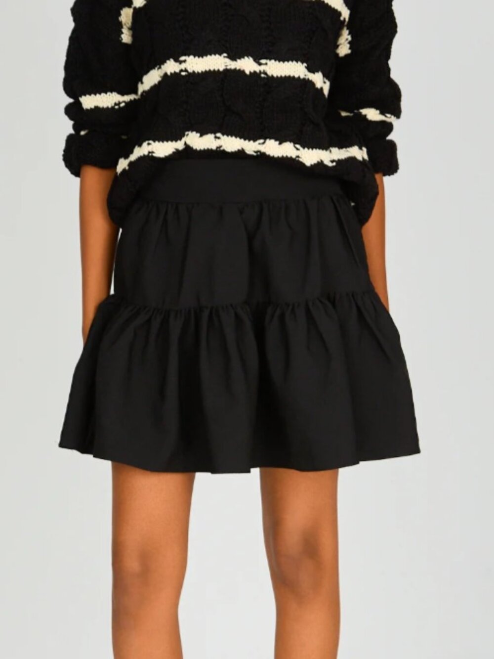 [NWT] Glassworks London Black Tiered Mini SKORT